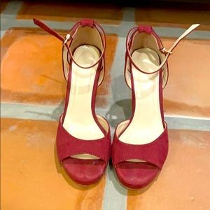 Magenta Platform Sandals (size 7)